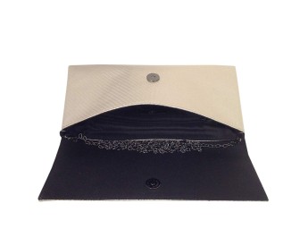 Metallic Flat Clutch